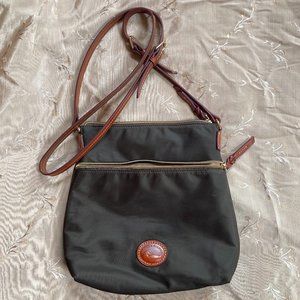 EUC Dooney & Bourke Med. Size Handbag Cross Body Purse Brown Nylon Zip Closure